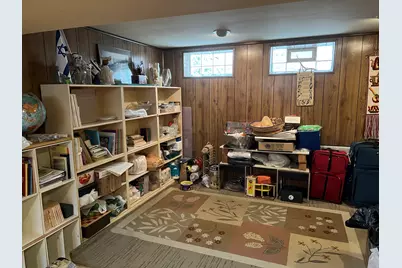 7810 Tripp Avenue, Skokie, IL 60076 - Photo 18