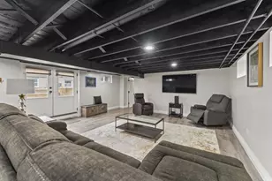 348 N Shady Ln, Elmhurst, IL 60126 - Photo 26