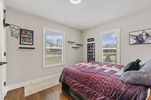 348 N Shady Ln, Elmhurst, IL 60126 - Photo 18