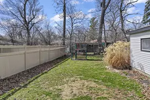 348 N Shady Ln, Elmhurst, IL 60126 - Photo 28