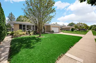 1501 Carson Ct, Homewood, IL 60430 - Photo 4
