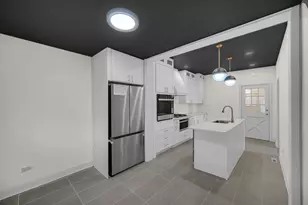 9321 S Green St, Chicago, IL 60620 - Photo 6