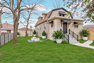 9321 S Green St, Chicago, IL 60620 - Photo 2