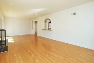 409 Lexington Dr, Schaumburg, IL 60173 - Photo 10