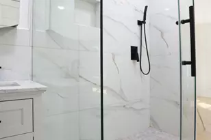 409 Lexington Dr, Schaumburg, IL 60173 - Photo 16