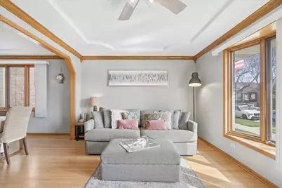 5446 S Rutherford Avenue, Chicago, IL 60638 - Photo 4