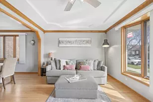 5446 S Rutherford Ave, Chicago, IL 60638 - Photo 4