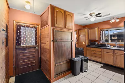 3131 N Prater Avenue, Melrose Park, IL 60164 - Photo 8