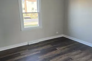 1019 Edwards St, Waukegan, IL 60085 - Photo 18