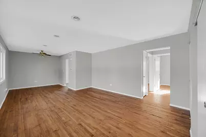 31 Wellington Avenue #2, Mundelein, IL 60060 - Photo 6