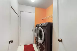 871 Brandt Dr, Lake in the Hills, IL 60156 - Photo 12