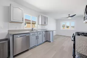 3820 Emerson Dr, Schiller Park, IL 60176 - Photo 10