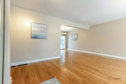 2431 Cobblewood Drive, Northbrook, IL 60062 - Photo 4