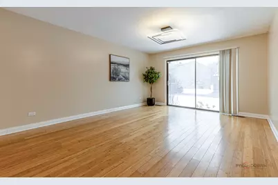 2431 Cobblewood Drive, Northbrook, IL 60062 - Photo 6