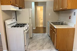 8901 N Western Ave, Des Plaines, IL 60016 - Photo 2