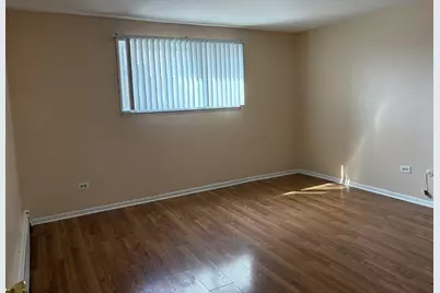 8901 N Western Avenue #203, Des Plaines, IL 60016 - Photo 10