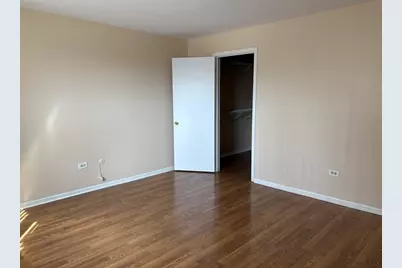 8901 N Western Avenue #203, Des Plaines, IL 60016 - Photo 8