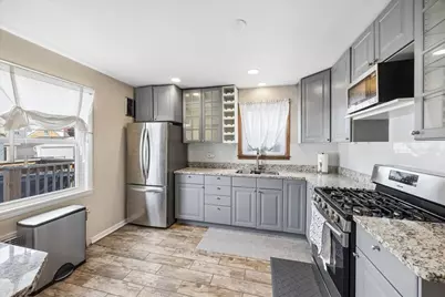 3813 N Cumberland Avenue, Chicago, IL 60634 - Photo 2