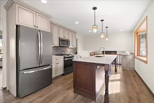 13608 Glen Eagle Ct, Orland Park, IL 60462 - Photo 10