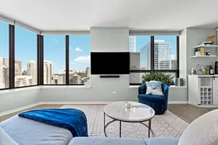 [Address not provided], Chicago, IL 60654 - Photo 8