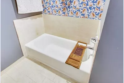 653 N Kingsbury Street #1907, Chicago, IL 60654 - Photo 18