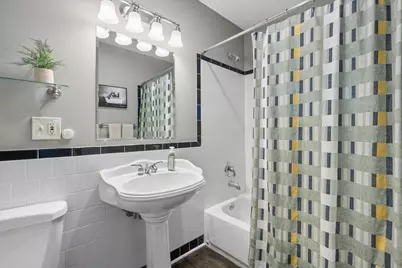[Address not provided], Chicago, IL 60618 - Photo 8