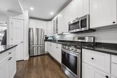 [Address not provided], Chicago, IL 60618 - Photo 18