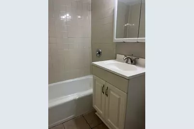 8817 S Roberts Road #11, Hickory Hills, IL 60457 - Photo 6