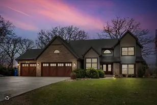 11503 Ellwood Greens Rd, Genoa, IL 60135 - Photo 2