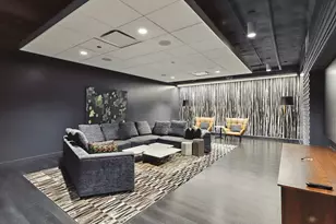 211 N Harbor Dr, Chicago, IL 60601 - Photo 20