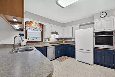 1519 Il Route 251, Steward, IL 60553 - Photo 6