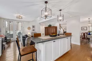 11 Manchester Ln, Elmhurst, IL 60126 - Photo 12