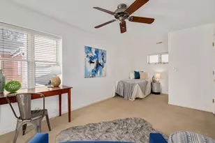 11 Manchester Ln, Elmhurst, IL 60126 - Photo 20