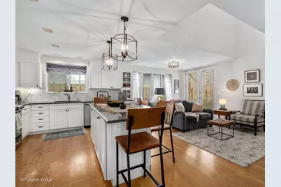 11 Manchester Lane, Elmhurst, IL 60126 - Photo 8