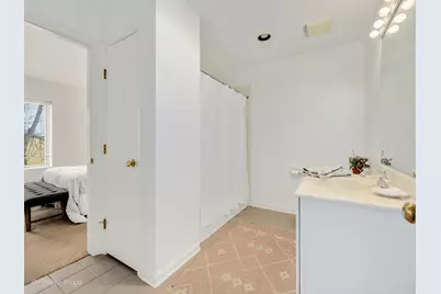 11 Manchester Lane, Elmhurst, IL 60126 - Photo 22