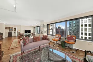 247 E Chestnut St, Chicago, IL 60611 - Photo 14