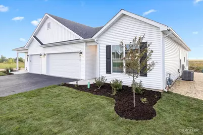 527 S Preston Street, Cortland, IL 60112 - Photo 1