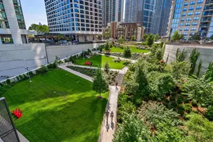 211 N Harbor Dr, Chicago, IL 60601 - Photo 2