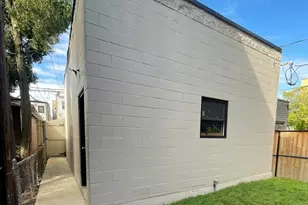 2854 N Francisco Ave, Chicago, IL 60618 - Photo 48