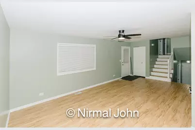 30 Monterey Drive, Vernon Hills, IL 60061 - Photo 2