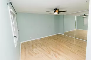 30 Monterey Dr, Vernon Hills, IL 60061 - Photo 6