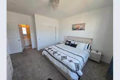 4277 Chelsea Manor Circle, Aurora, IL 60504 - Photo 12