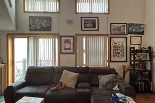 865 W Buckingham Pl, Chicago, IL 60657 - Photo 16