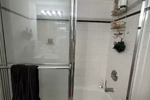 865 W Buckingham Pl, Chicago, IL 60657 - Photo 4