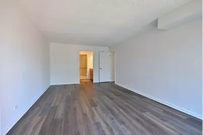 706 Waukegan Road #C203, Glenview, IL 60025 - Photo 10