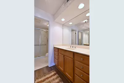 706 Waukegan Road #C203, Glenview, IL 60025 - Photo 12
