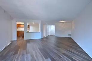 706 Waukegan Rd, Glenview, IL 60025 - Photo 2