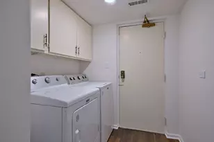 706 Waukegan Rd, Glenview, IL 60025 - Photo 22