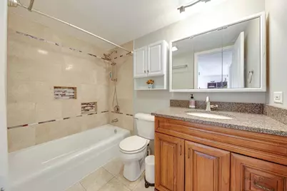 915 Graceland Avenue #2C, Des Plaines, IL 60016 - Photo 16