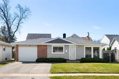 701 W Lake Park Drive, Addison, IL 60101 - Photo 1